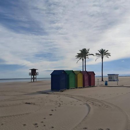 Amazing Beach Apartment كولرا المظهر الخارجي الصورة