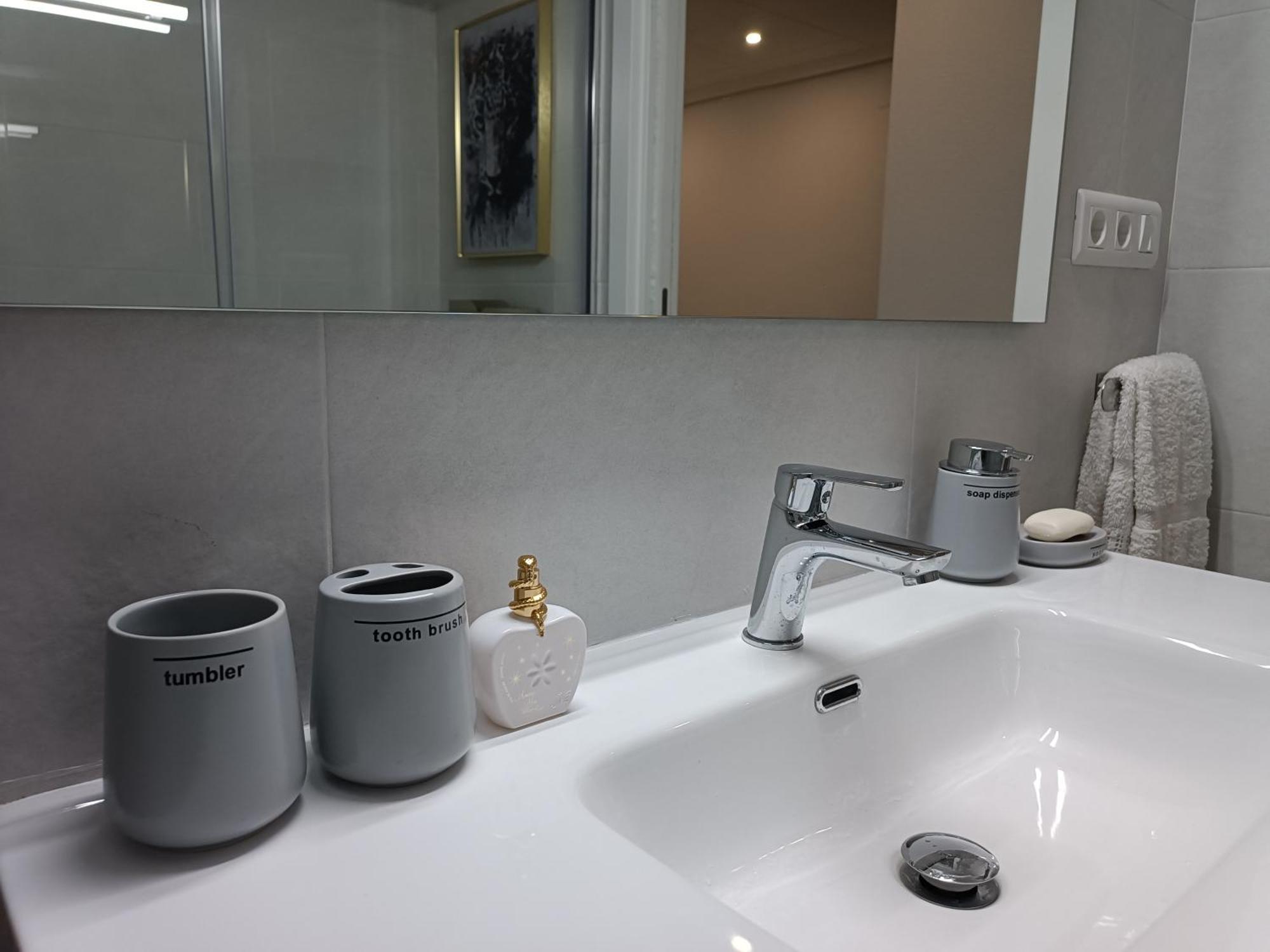Amazing Beach Apartment كولرا المظهر الخارجي الصورة